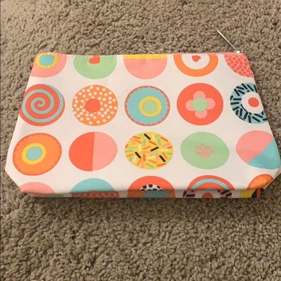 Clinique Handbags - Clinique make up bags